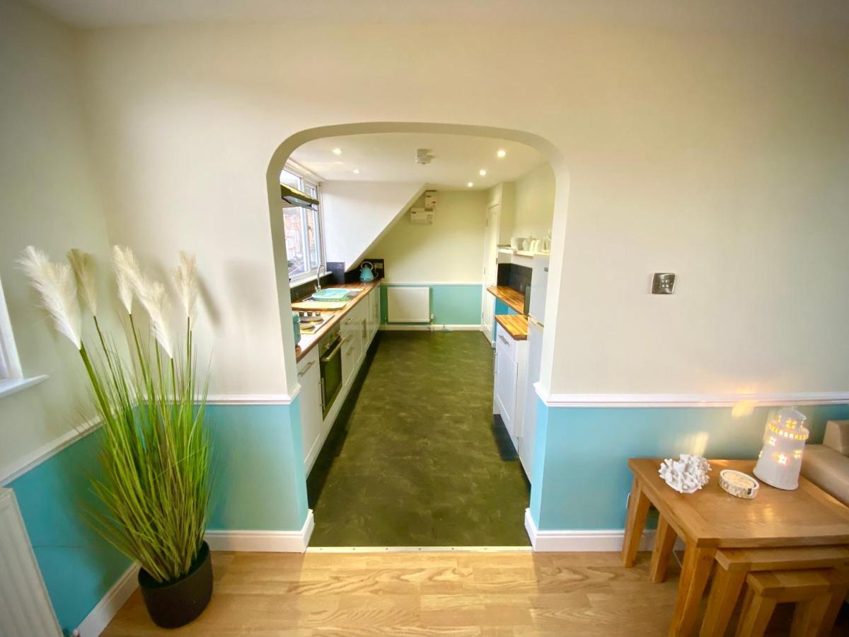Ferienwohnung Lighthouse View, One Min From Harbour & Beach Scarborough Exterior foto