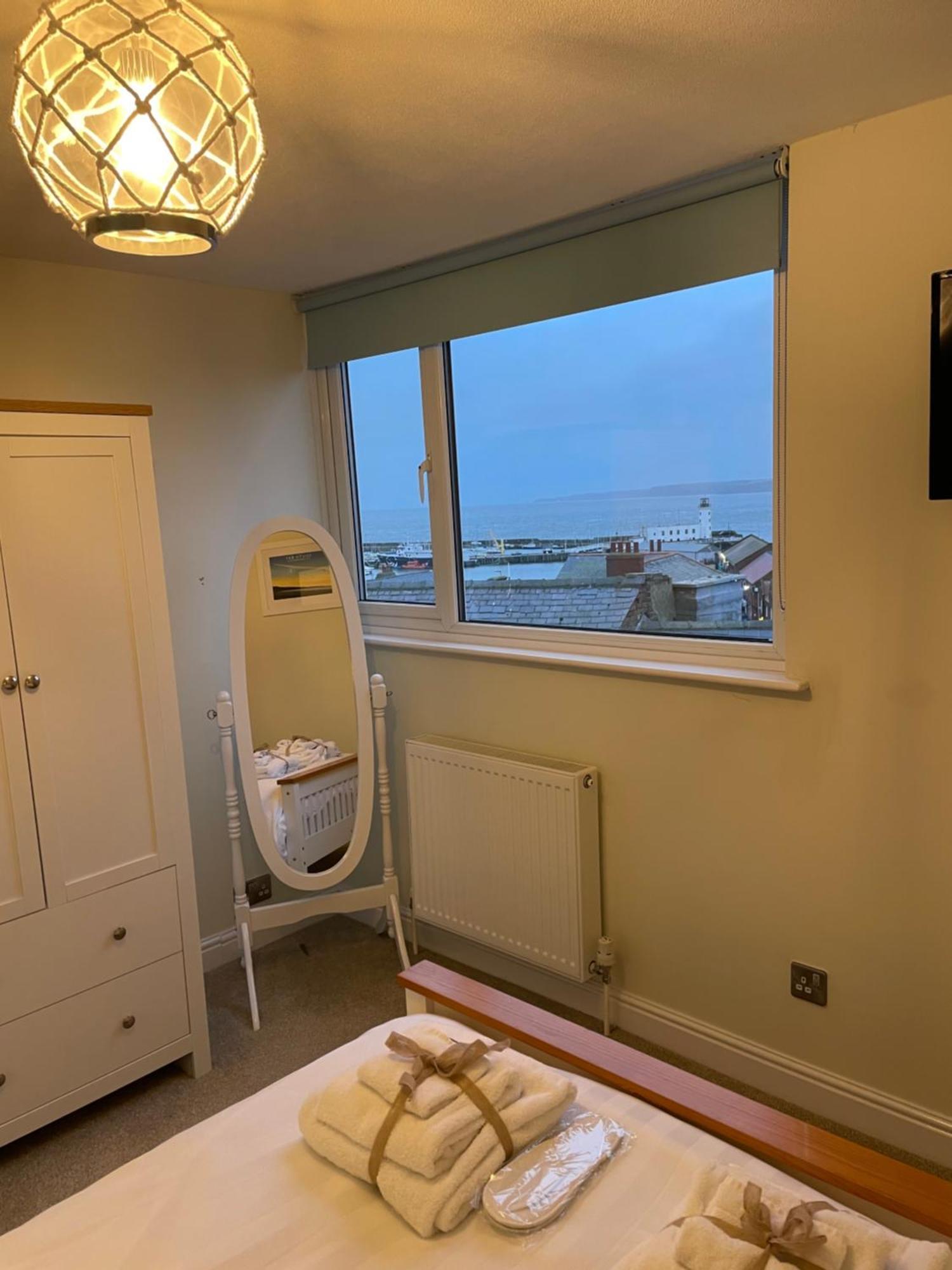 Ferienwohnung Lighthouse View, One Min From Harbour & Beach Scarborough Exterior foto